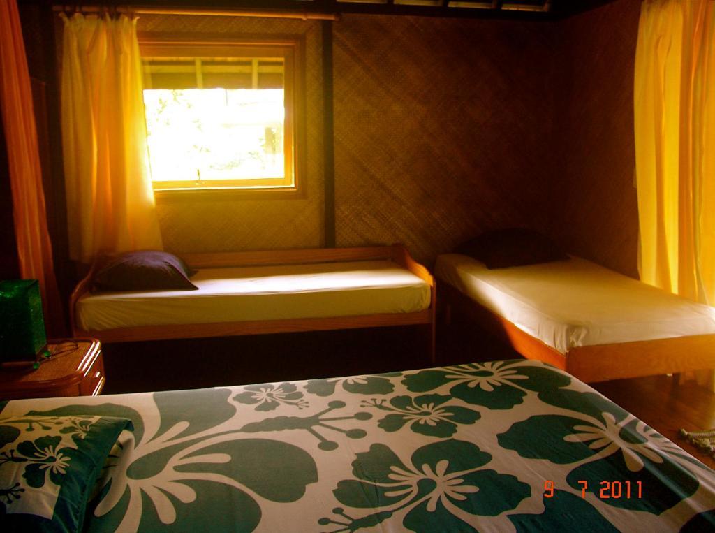 Tauhanihani Village Lodge La Vague Bleue Teahupoo Rom bilde